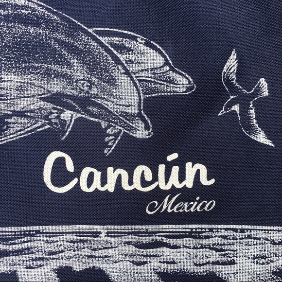 ⭐️HP⭐️ Zip Top Cancun Beach Tote - Picture 5 of 6